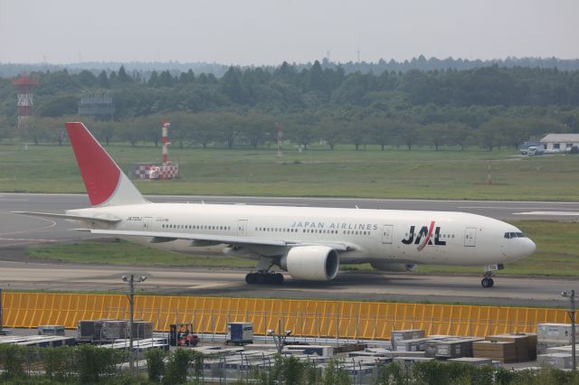 Boeing 777-200 (JA705J)