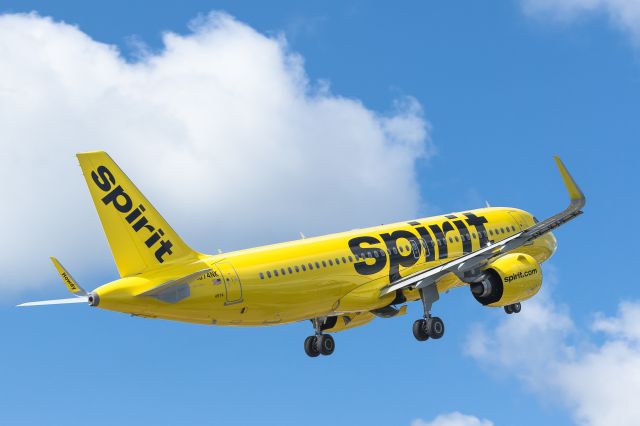 Airbus A320neo (N974NK)