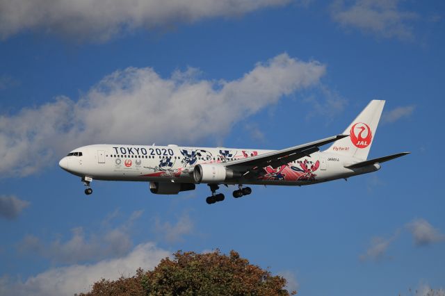 BOEING 767-300 (JA601J) - October 18th 2020:HND-HKD.