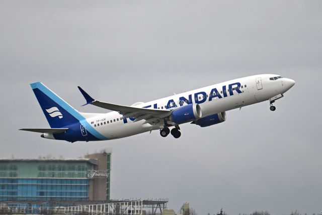Boeing 737 MAX 8 (TF-ICE)