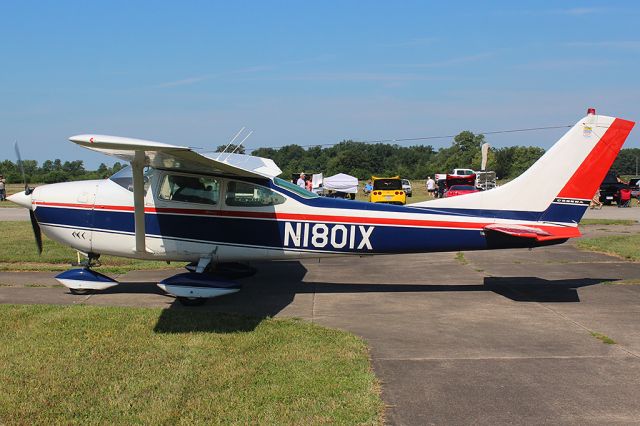 Cessna Skylane (N1801X)