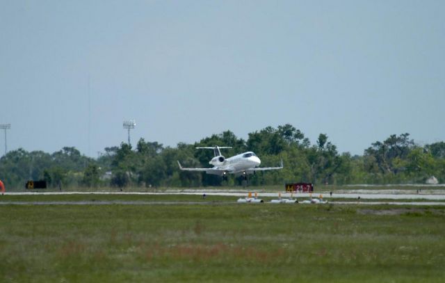 Learjet 60 (N660BC)