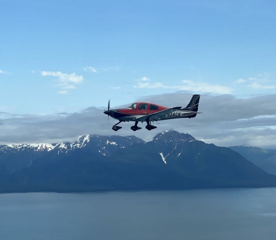 Cirrus SR-22 (N34CK)