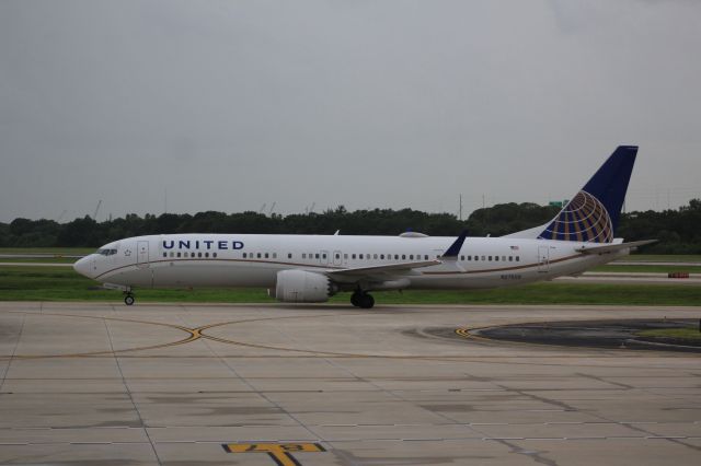 Boeing 737 MAX 9 (N27509)