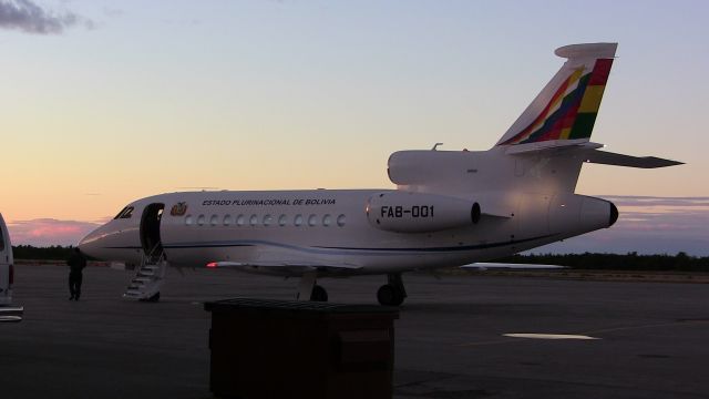 Dassault Falcon 900 (FAB1) - The Bolivian Presidential Airplane sits on the tarmac at Gander International.