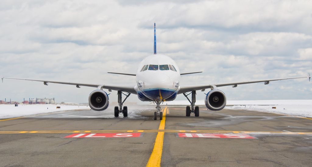 Airbus A320 (N648JB) - Mike 1