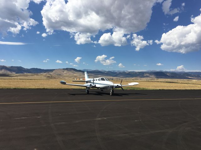 Cessna 340 (N451PK) - Dropping off for engine(s) reman.