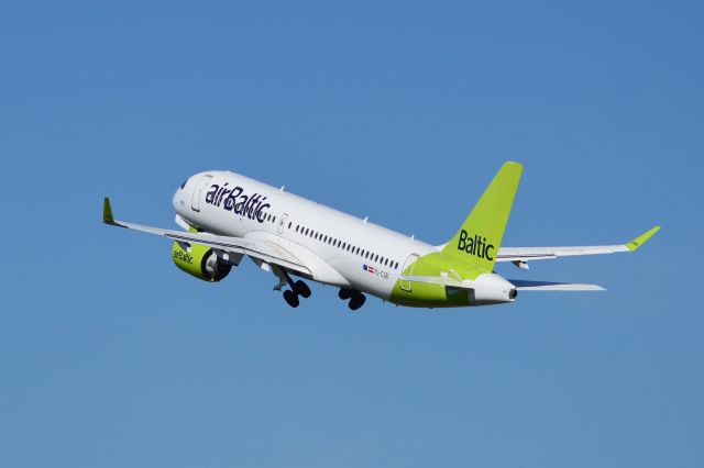 Airbus A220-300 (YL-CSB) - Air Baltic Airbus A220-300 departing Polderbaan runway, AMS 16.03 (GMT) 09May25