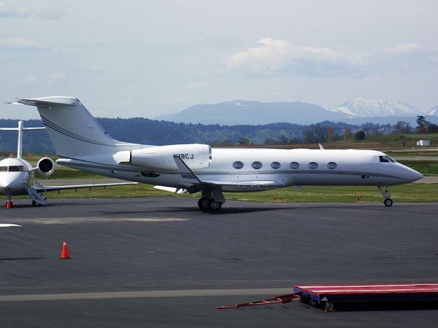 Gulfstream Aerospace Gulfstream IV (N18CJ)