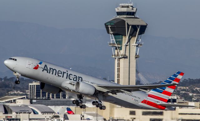 Boeing 777-200 (N765AN) - Taken from Imperial Hill.