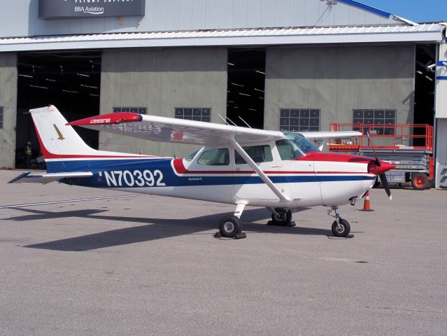 Cessna Skyhawk (N70392)