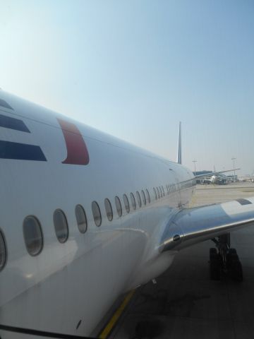 BOEING 777-300ER (F-GSQS) - 18 mars 2016 à Roissy CDG pour la destination de Punta Cana .