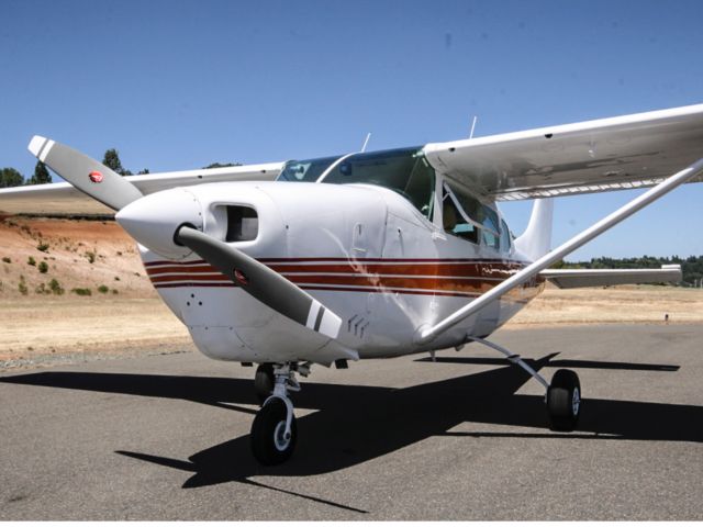 Cessna 206 Stationair (N2592X)