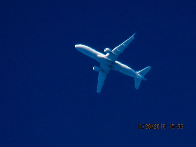 Embraer 175 (N146SY)