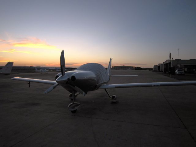 Cessna 400 (N1382V)