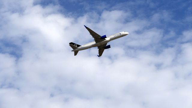 Boeing 757-200 (N14120)