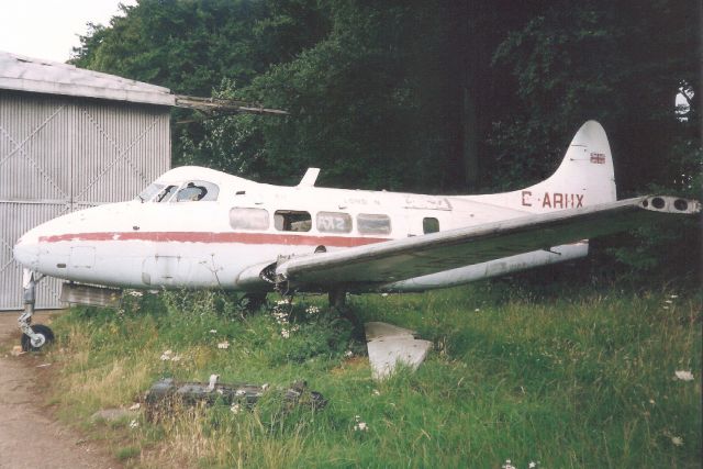 Hawker Siddeley Dove (G-ARHX) - Seen her in Jul-92.br /br /Registration cancelled 6-Dec-78 as permanently withdrawn from use. Currently in storage with South Yorkshire Aircraft Museum.