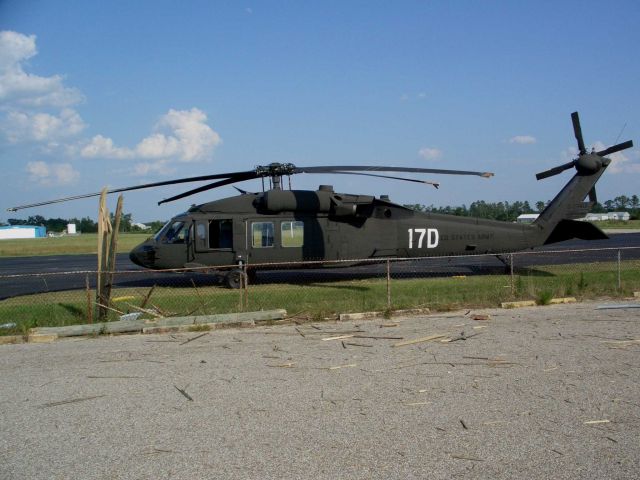 USH60 — - UH-60 meets light pole upon taxi. 6/29/2009