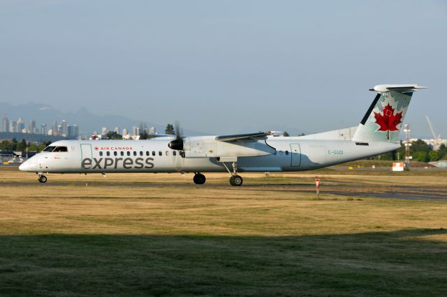 de Havilland Dash 8-400 (C-GGOI)