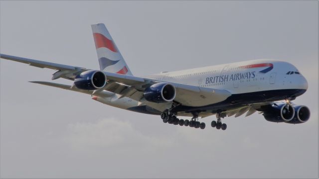 Airbus A380-800 (G-XLEA) - On Finals from London,Heathrow(LHR/EGLL)