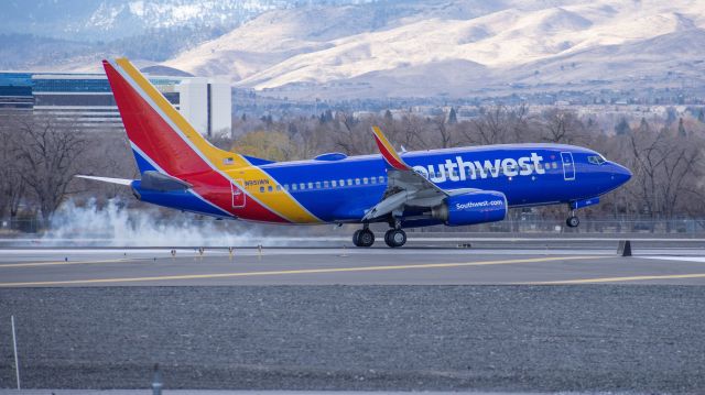 Boeing 737-700 (N951WN) - SWA6537 - PHX to RNO - 25 Nov, 2020