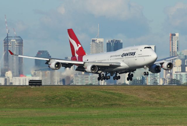 Boeing 747-400 (VH-OEJ)