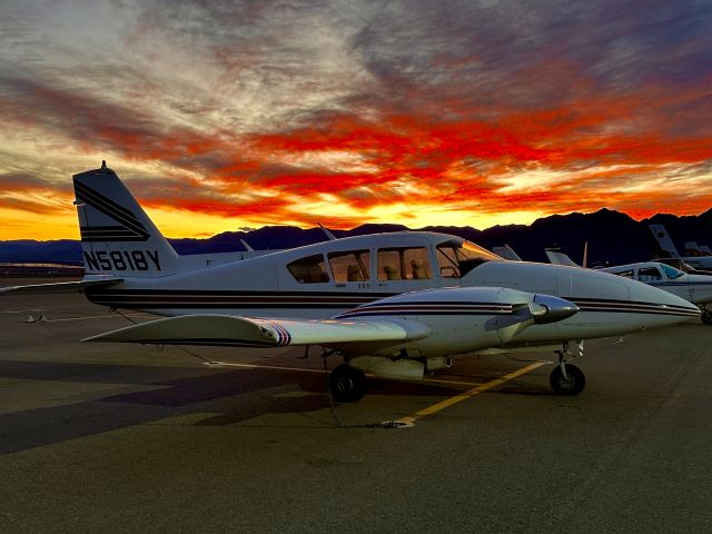 Piper Aztec (N5818Y) - Boulder City Nevada 