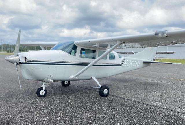 Cessna Centurion (N1879F)