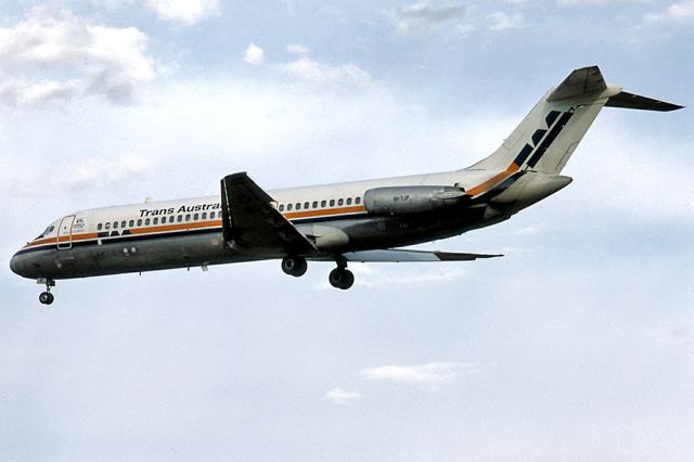 JABIRU Jabiru J450 (VH-TJP) - TANS AUSTRALIA AIRLINES - TAA - McDONNELL DOUGLAS DC-9-31 - REG : VH-TJP (CN 47418/570) - WEST BEACH ADELAIDE SA. AUSTRALIA - YPAD 3/10/1986 35MM SLIDE CONVERSION USING A LIGHTBOX AND A NIKON L810 DIGITAL CAMERA IN THE MACRO MODE.