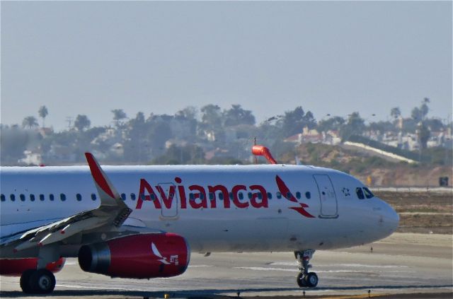 Airbus A321 (N697AV) - a rel=nofollow href=http://flightaware.com/live/flight/N697AV/history/20141109/2105Z/KLAX/MSLPhttp://flightaware.com/live/flight/N697AV/history/20141109/2105Z/KLAX/MSLP/a
