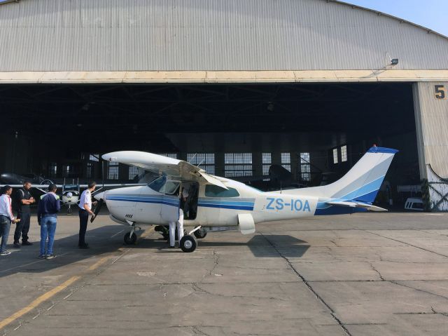 Cessna Centurion (ZS-IOA) - At Rand airport, South Africa. Photo courtesy of Capt. F Vermeulen. 12 OCT 2016.