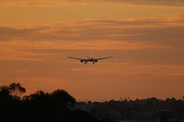 BOEING 777-300ER (JA780A)