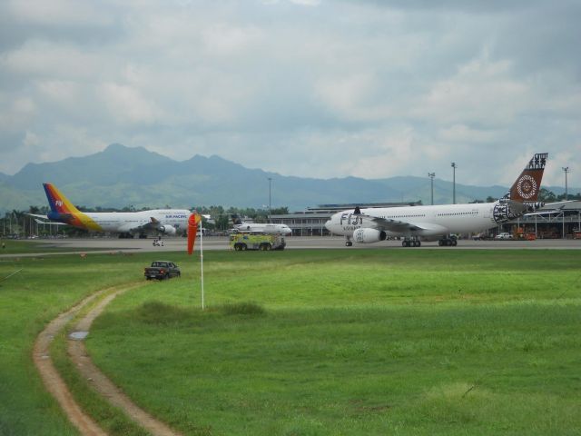 Airbus A330-200 (DQ-FJT) - FJI