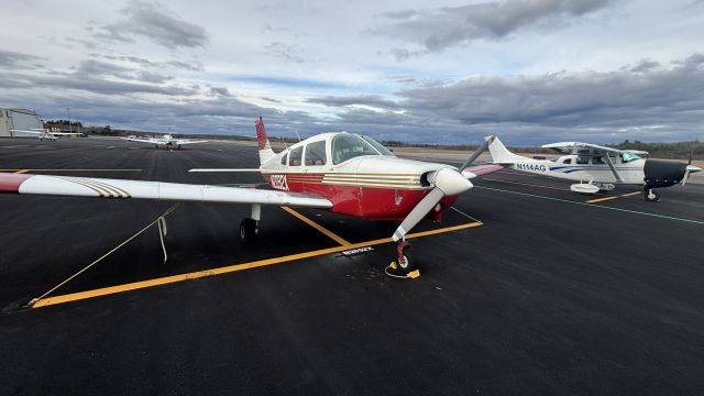 Piper Cherokee (N2092X) - KEWB Airport 