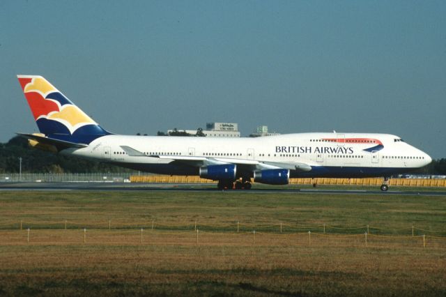 Boeing 747-400 (G-CIVU) - Departure at Narita Intl Airport Rwy16R on 2002/11/03