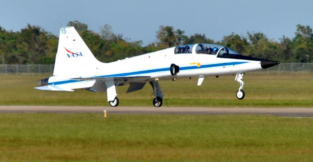 Northrop T-38 Talon (N915NA)