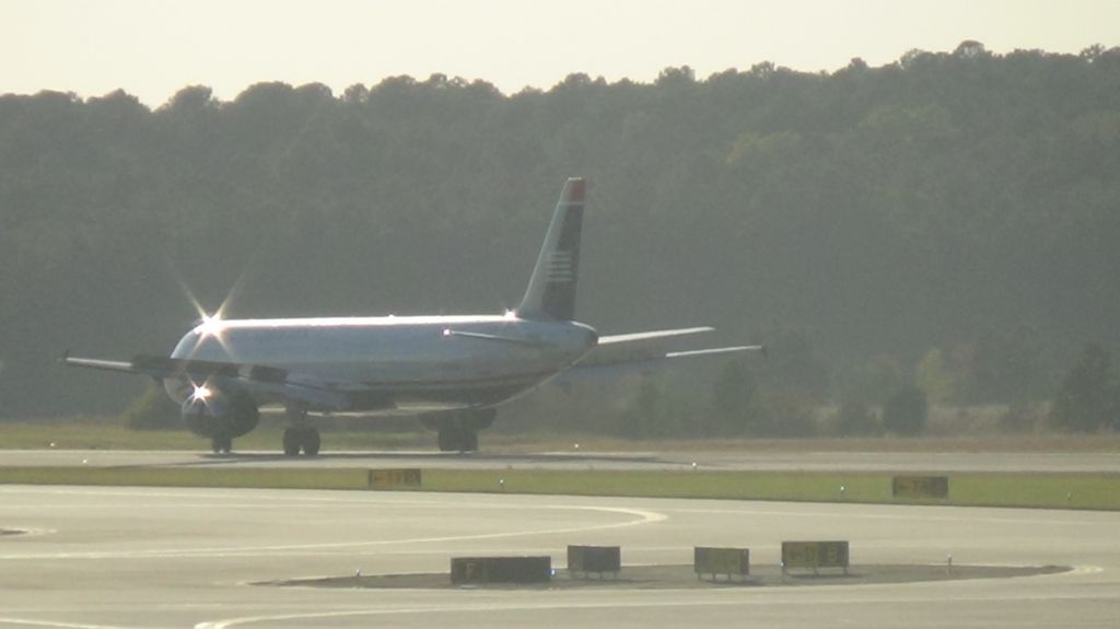 N162UW — - Landing runway 23R.