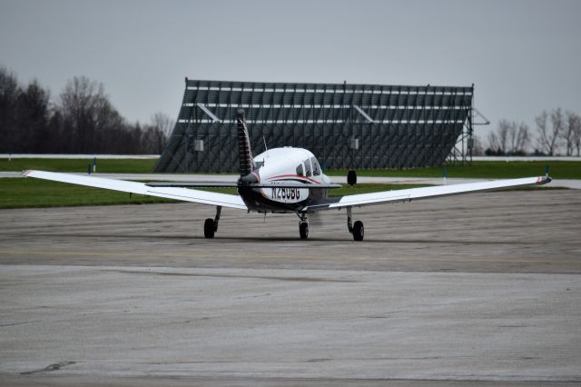 Piper Cherokee (N280BG)