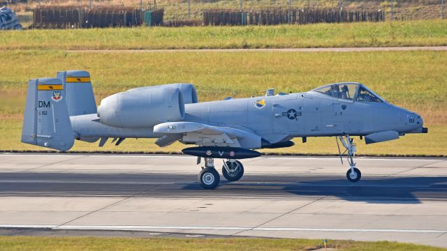 Fairchild-Republic Thunderbolt 2 (79-0202) - USAF Fairchild-Republic Thunderbolt II (79-0202) from the UNC football flyover arrives at KRDU Rwy 5L on 11/17/2018 at 3:16 pm.