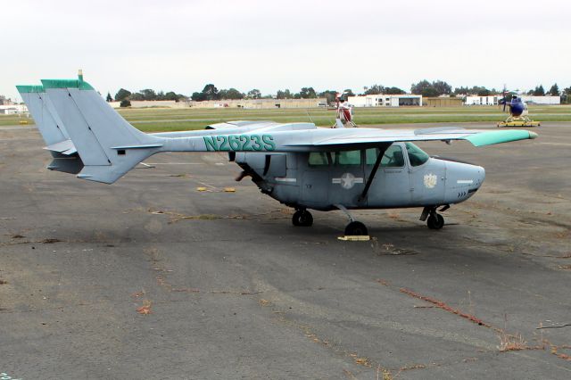 Cessna Super Skymaster (N2623S) - Seen here on 12-May-16.