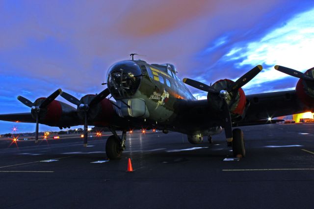 Boeing B-17 Flying Fortress (48-3872)