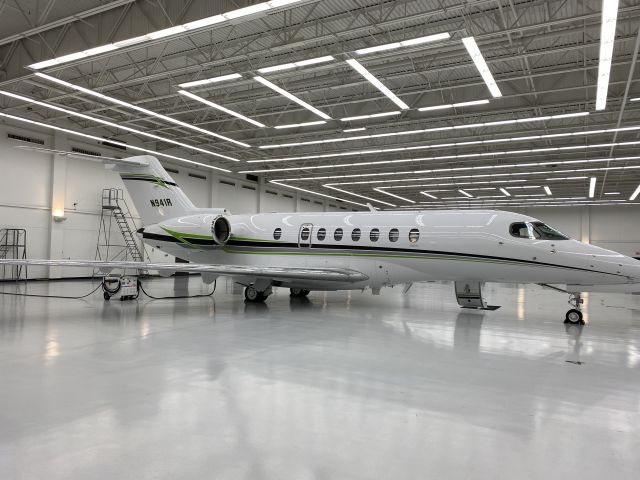 Cessna Citation Longitude (N941R)