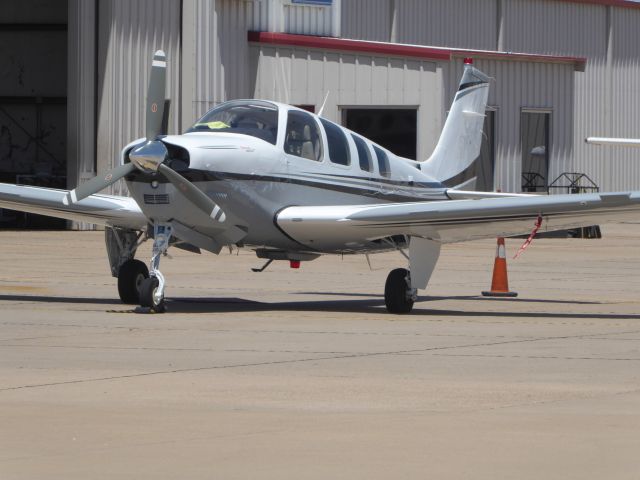 Beechcraft Bonanza (36) (N5936G)
