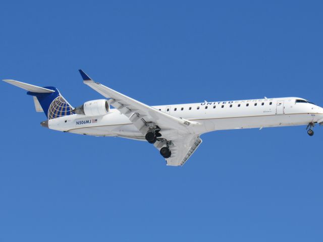 Canadair Regional Jet CRJ-700 (N506MJ)