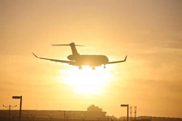 BOMBARDIER BD-700 Global 7500 (N178QS)