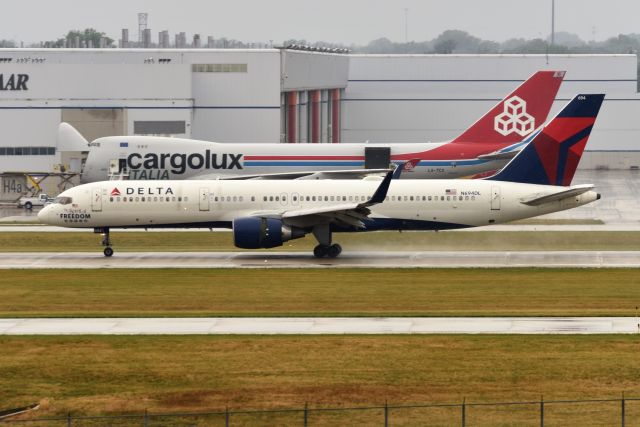 Boeing 757-200 (N694DL) - Spirit of Freedom rolling out on 23-R from ATL 07-17-22