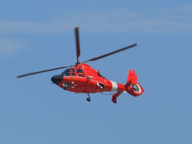 Aerospatiale Dauphin 2 (SA-365C) (06588)