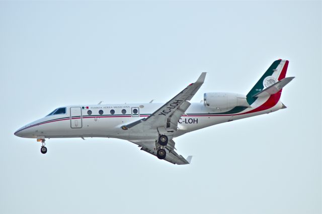 IAI Gulfstream G150 (XC-LOH) - Mexican Air Force Gulfstream G150, TP-07 (XC-LOH) belong to now defunct “Grupo Aereo de Transportes Presidenciales (GATP) landing on runway 05R in Mexico City Airport (AICM).