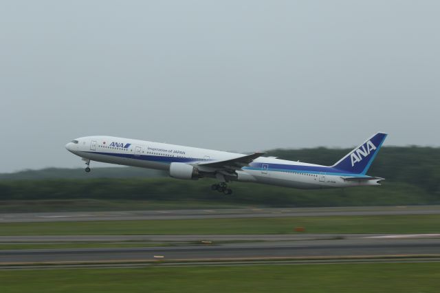 BOEING 777-300 (JA752A) - 18 July 2015:CTS-HND.