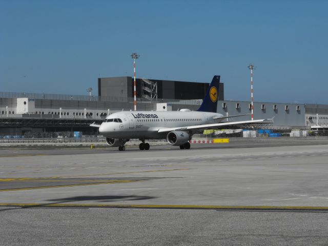 Airbus A319 (D-AILC)